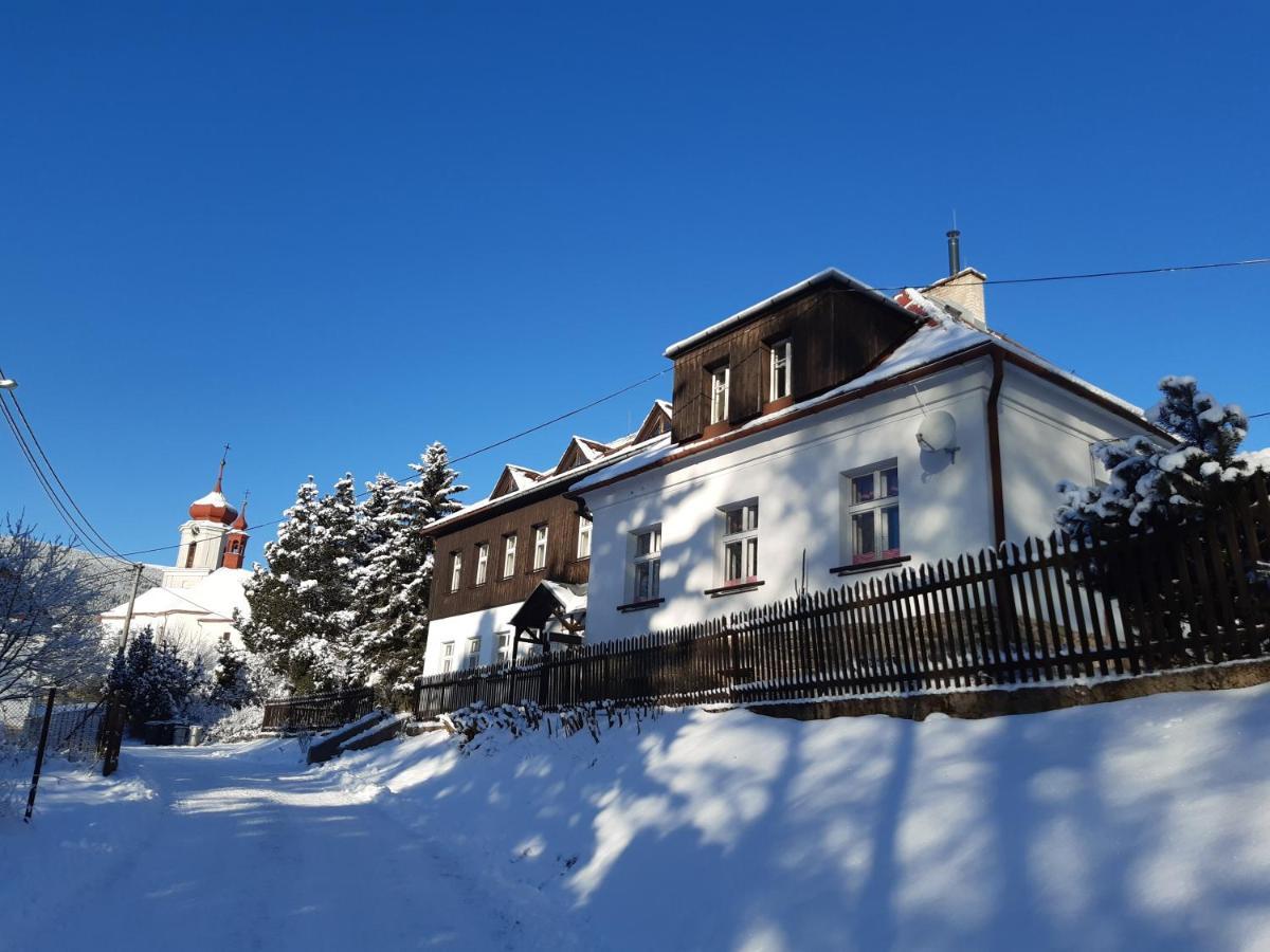 Chata Nova Seninka Stare Mesto  Luaran gambar
